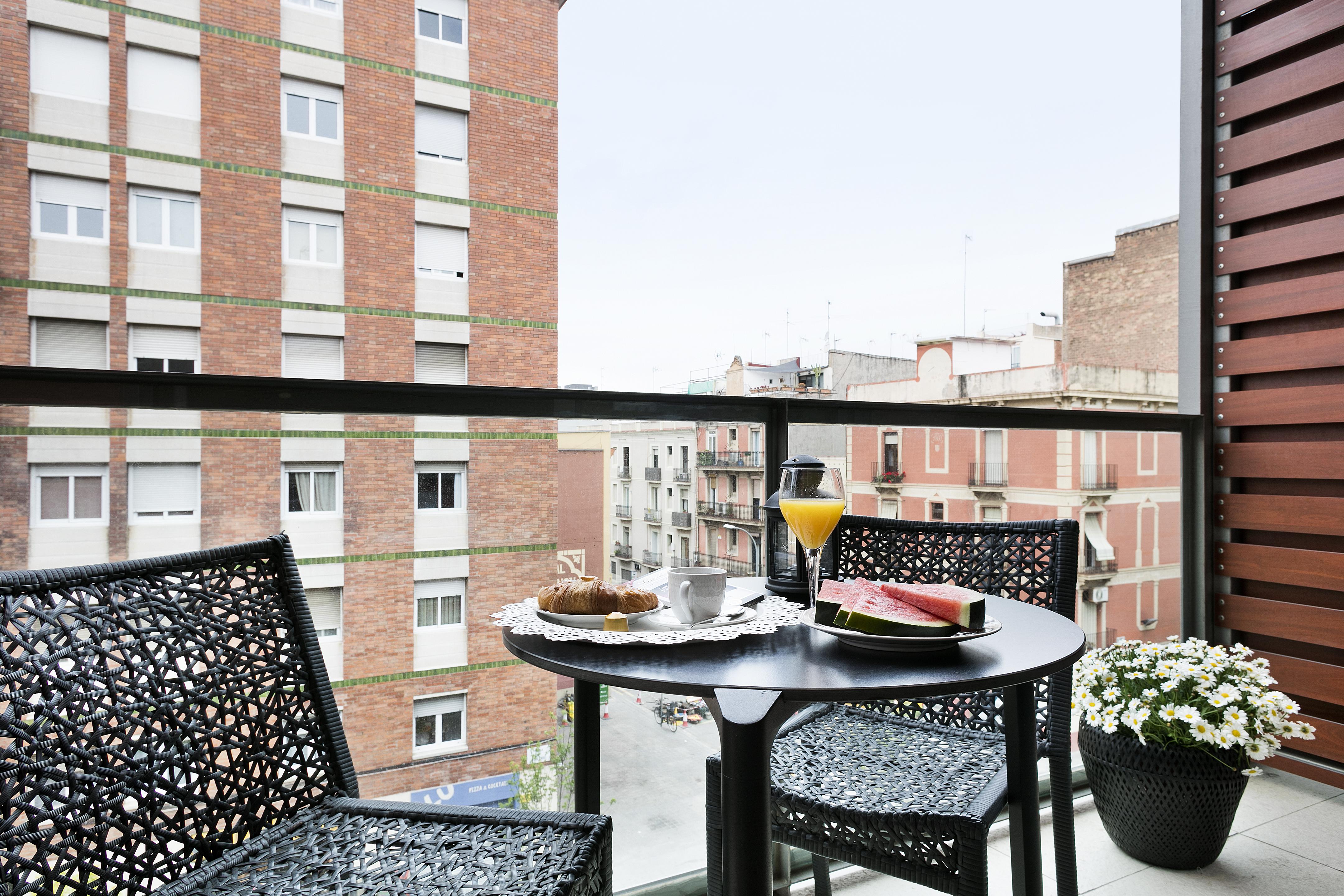 Lugaris Rambla Apartments บาร์เซโลนา ภายนอก รูปภาพ