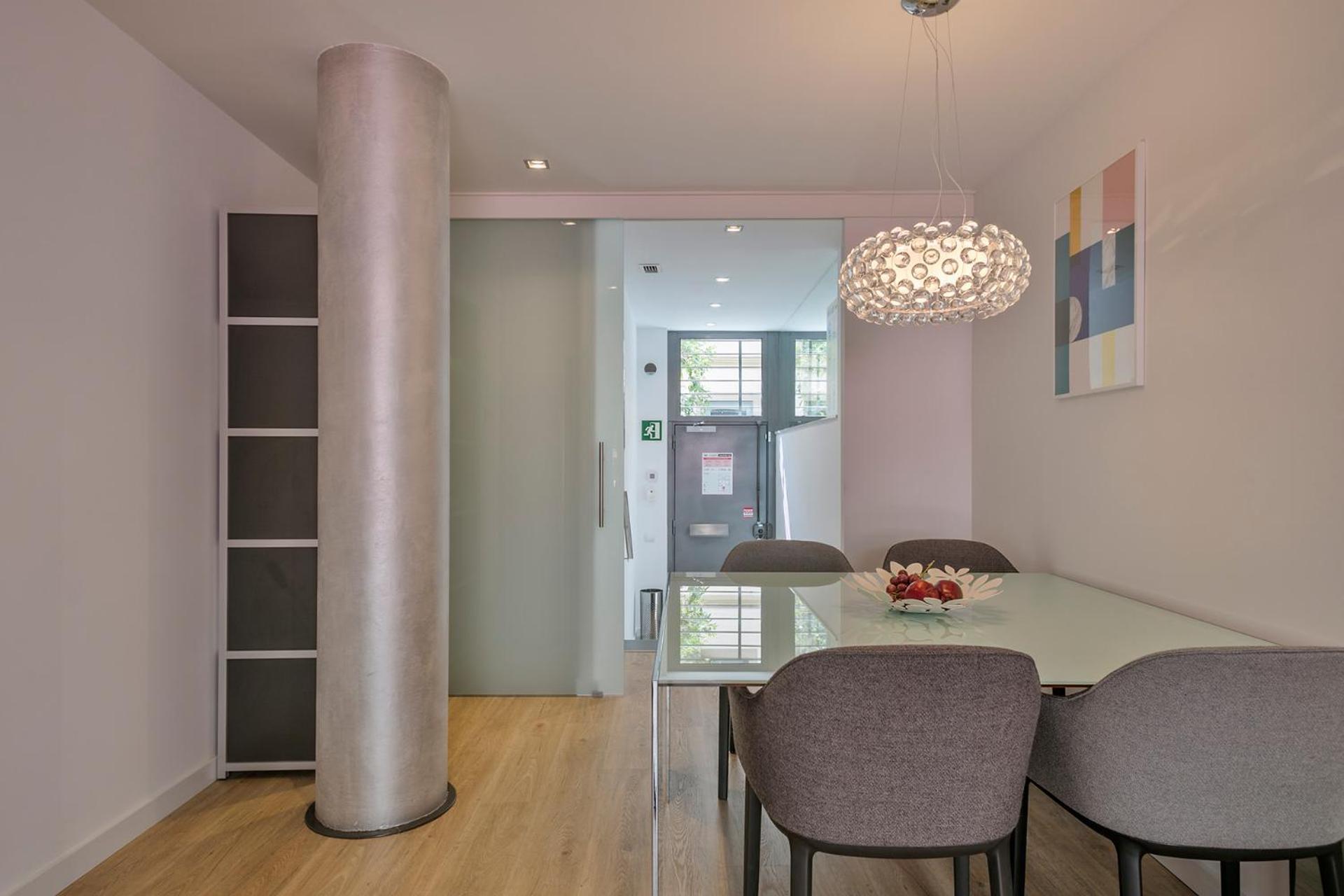 Lugaris Rambla Apartments บาร์เซโลนา ภายนอก รูปภาพ