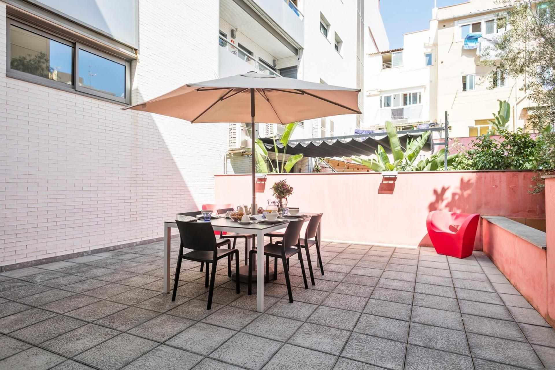 Lugaris Rambla Apartments บาร์เซโลนา ภายนอก รูปภาพ