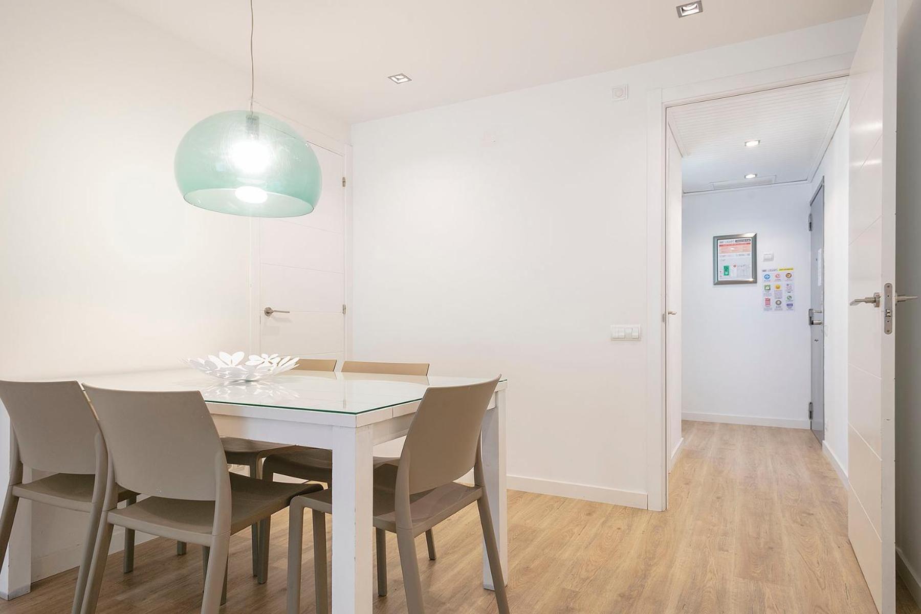 Lugaris Rambla Apartments บาร์เซโลนา ภายนอก รูปภาพ
