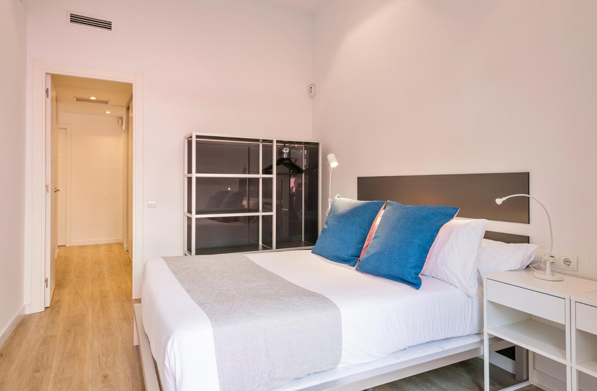 Lugaris Rambla Apartments บาร์เซโลนา ภายนอก รูปภาพ