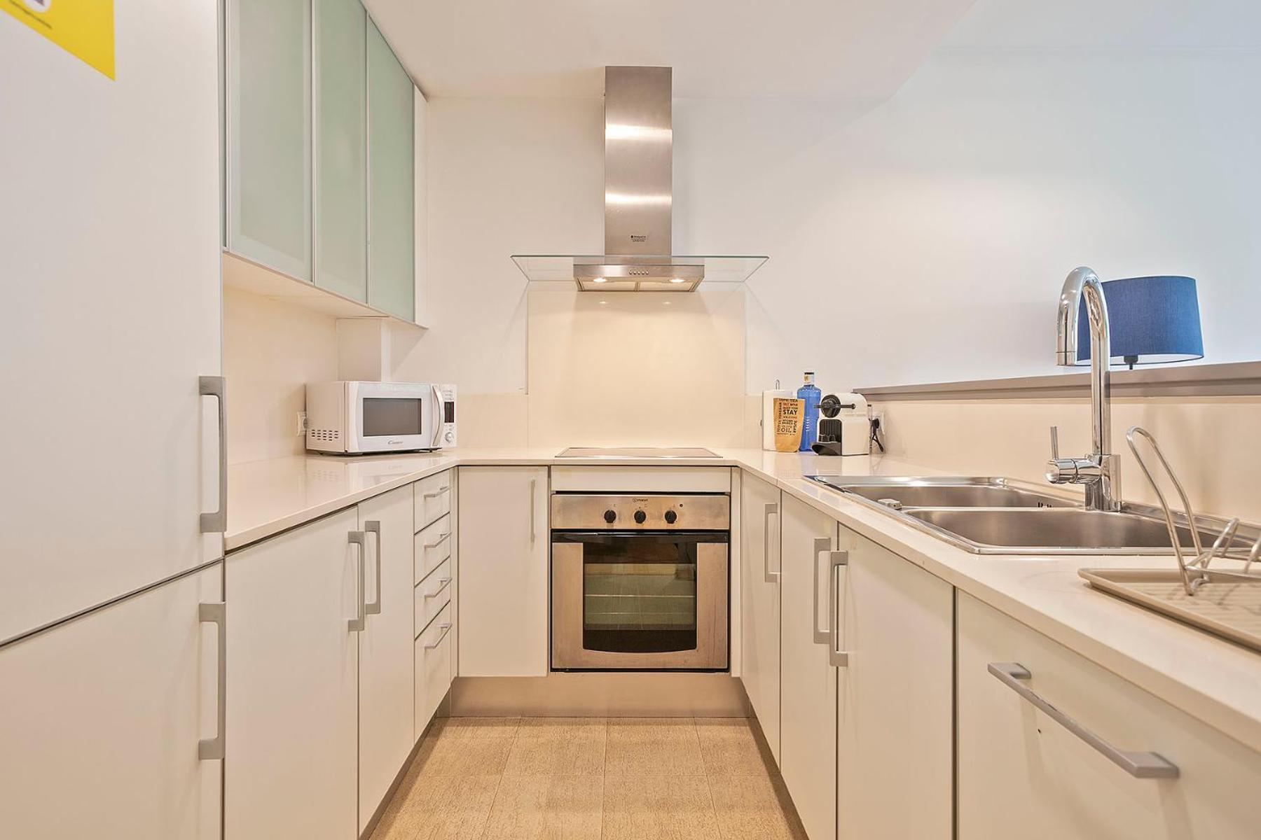 Lugaris Rambla Apartments บาร์เซโลนา ภายนอก รูปภาพ